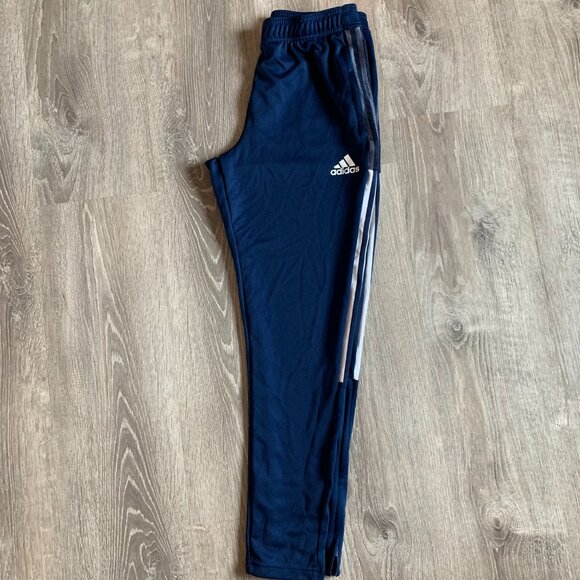 Adidas Lot--Men's Medium - Picture 7 of 16